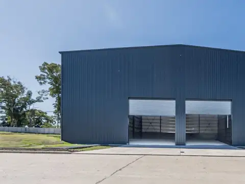 NAVE INDUSTRIAL AAA  EN VENTA MORENO A ESTRENAR