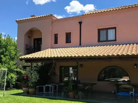 Casa en Alquiler Temporal en San Isidro Labrador, USD 2.500