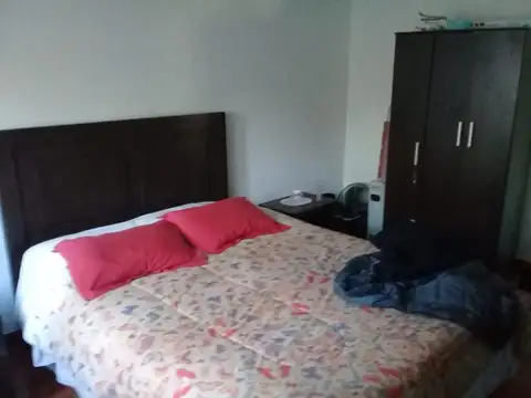 Casa 2 ambientes con 1 baño