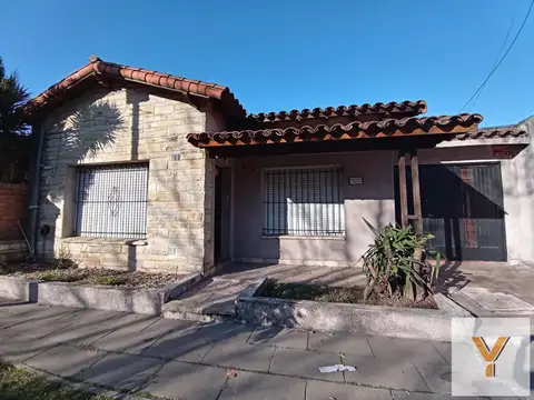 Coronel José F. Bogado e/ Villa de Lujan y Coronel Martin Irigoyen