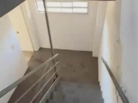 Depósito en alquiler - 3 Baños Oficina - 240Mts2 - Constitución