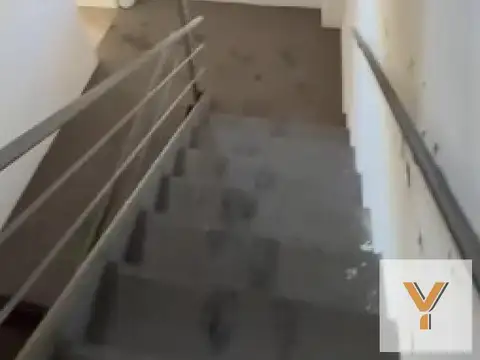 Depósito en alquiler - 3 Baños Oficina - 240Mts2 - Constitución