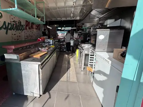 Venta fondo de Comercio Gastronómico frente al rio