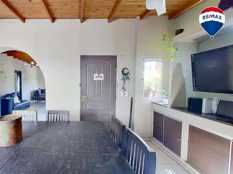 CASA 3 AMB TEMPERLEY COCHERA PILETA