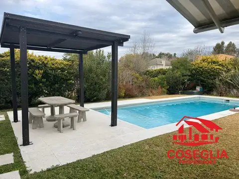 Casa en Alquiler en Los Pilares, USD 2.100