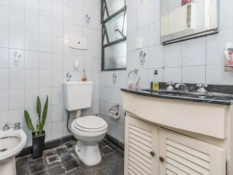 Depto Tipo Casa en Venta en Flores, USD 82.000