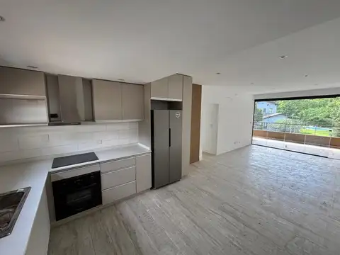 Departamento en Venta en Barrio Parque Leloir, USD 180.000