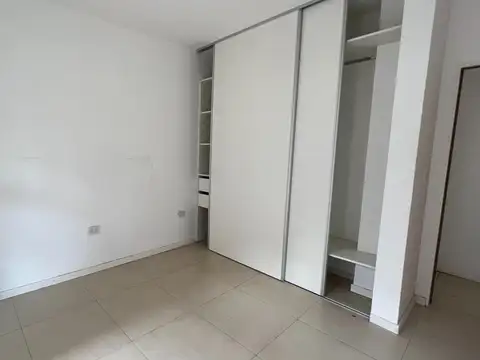 Departamento en Alquiler en Ituzaingo, $ 950.000