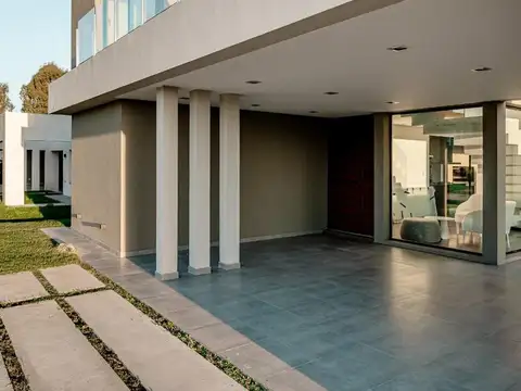 Av. Pres. Perón al 2100- Campo Daromy