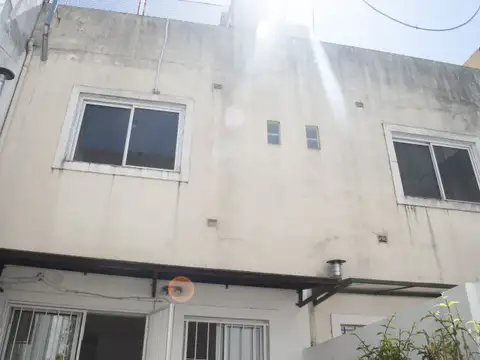 Depto Tipo Casa en Alquiler 17 años