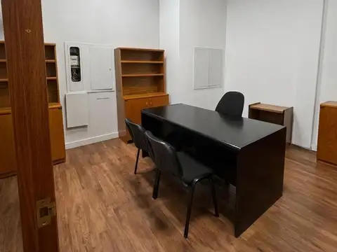 Alquiler Local Comercial u Oficina en Ciudad Vieja