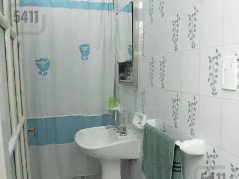 Depto Tipo Casa en Venta en Saavedra, USD 220.000
