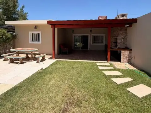 Casa - Venta - Argentina, DOMSELAAR - RIVADAVIA 1452