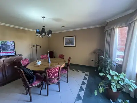 EXCELENTE CHALET EN VENTA