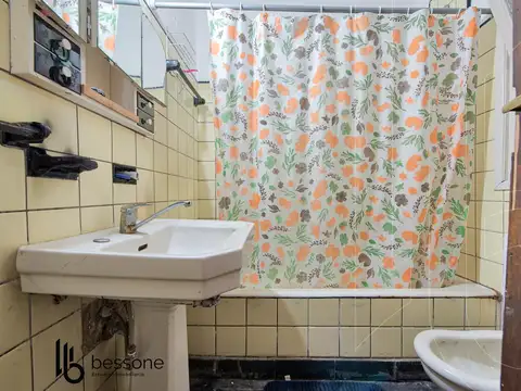 Casa 3 ambientes con 1 baño