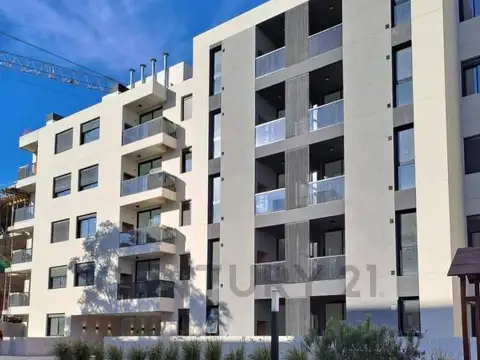 2 Dor con balcón, Housing con seguridad. Financiación.