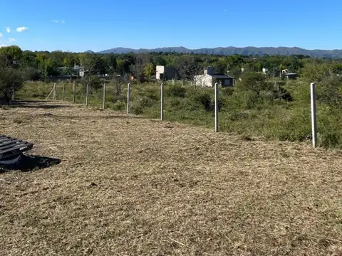 Lote plano 1000m2 Tanti, Córdoba