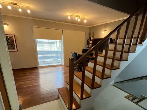 Departamento 4 ambientes con 3 baños