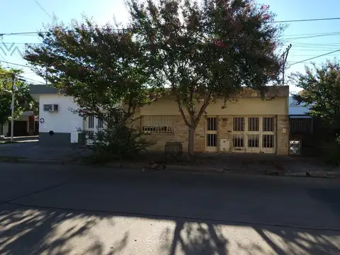 Venta Casa en Venezuela al 200 (A 2 cuadras de Av. Yrigoyen), Pergamino, Buenos Aires