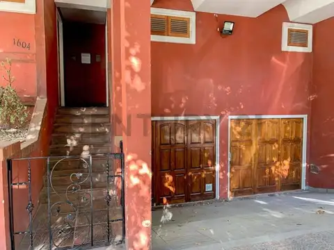 VENTA DE 1 PH O 2 EN EL MISMO LOTE S/EXPENSAS EL PRECIO CORRESPONDE A CADA UNIDAD- COCHERA APTO CRED