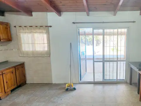 HERMOSA CASA 3 DORMITORIOS CON PILETA EN PUEBLO ESTHER