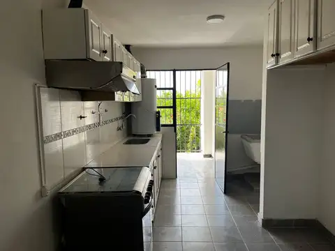 Padre Manzano 4700