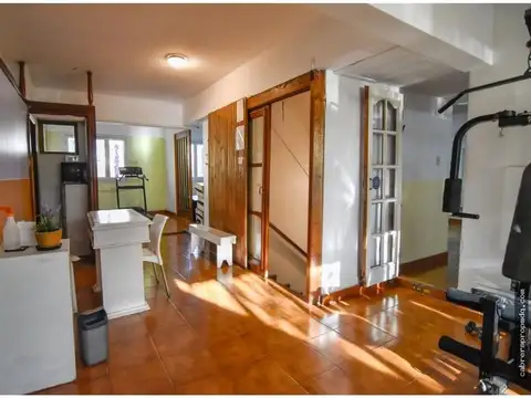 Depto Tipo Casa 6 ambientes con 3 baños