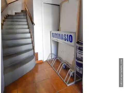 Depto Tipo Casa en Venta de 6 ambientes