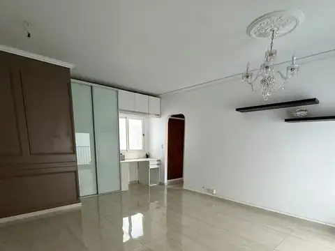 Hermoso depto de 2 ambientes muy luminoso.