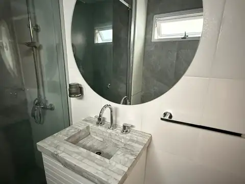 Hermoso depto de 2 ambientes muy luminoso.