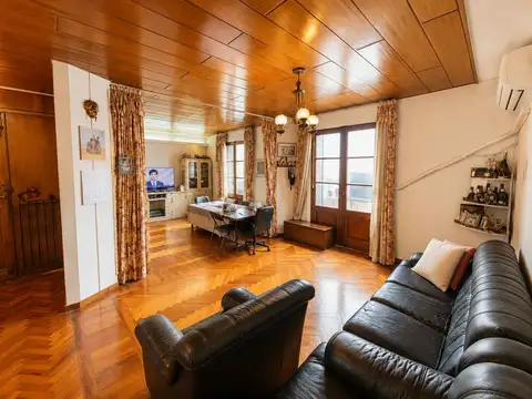 OPORTUNIDAD DPTO SEMIPISO 4 AMBIENTES BALVANERA