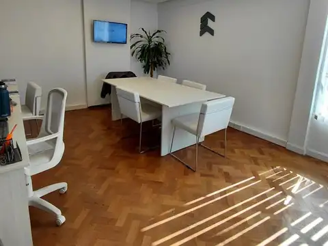 Oficina en Alquiler en Centro, $ 950.000