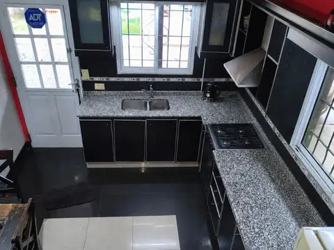 Casa en Venta en Moreno, USD 115.000
