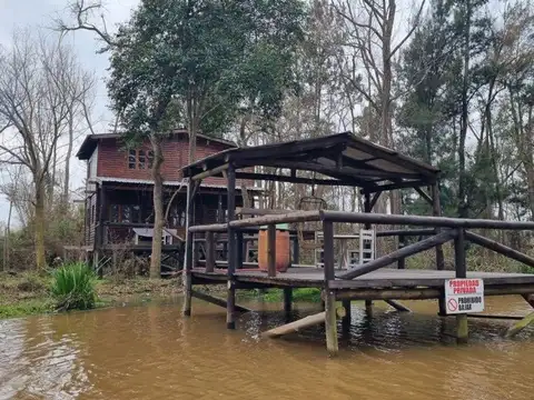 VENTA CASA 3 AMBIENTES DELTA ARROYO LEBER