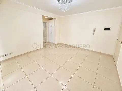 Avenida San Pedrito 600, Piso 1