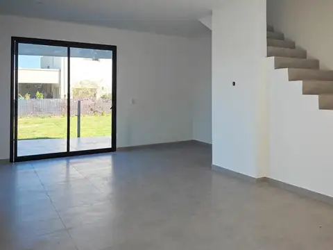 Casa en Venta en Pilar Del Este, USD 220.000