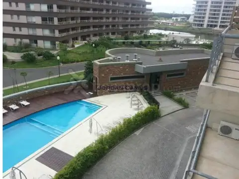 Departamento en Alquiler con 1 cocheras