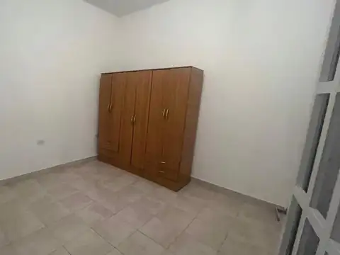 Depto Tipo Casa en Alquiler en Olivos, $ 750.000
