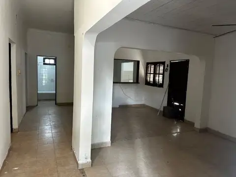 Casa a refaccionar en Venta en Reconquista