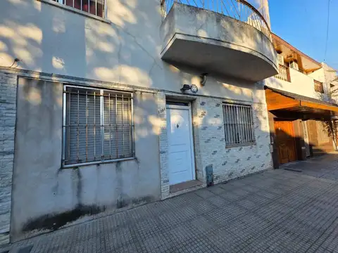Depto Tipo Casa en Venta de 4 ambientes