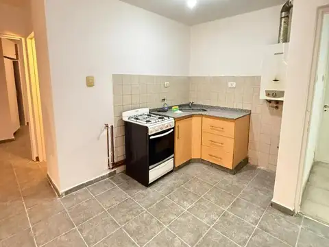 Departamento en Alquiler en Alberdi, $ 500.000
