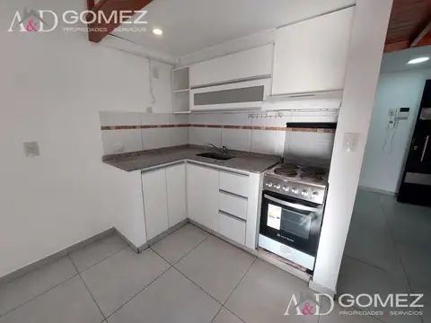 Departamento en Alquiler en Villa Maipu, $ 550.000