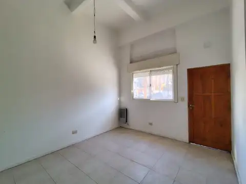 Depto Tipo Casa en Venta de 2 ambientes