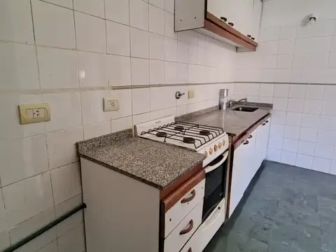Depto Tipo Casa 2 ambientes con 1 baño