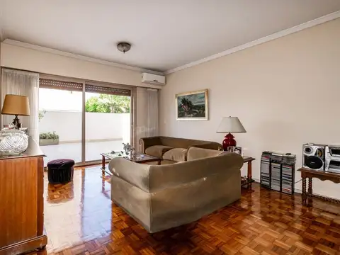 VENTA DEPARTAMENTO 4 AMB CON PATIO EN  VTE LOPEZ