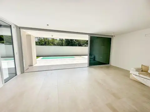 Departamento en Venta en Fisherton, USD 390.000