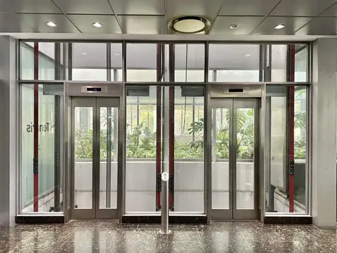 IMPORTANTE PISO DE OFICINAS EN MODERNO EDIFICIO A MTS. DE AU. PANAMERICANA, EN MARTINEZ.
