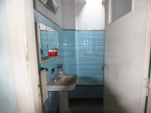 Rodríguez peña al 1500 entre Av. Fleming y Castro Barros