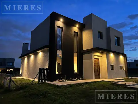Casa en venta Barrio Ceibos, Puertos