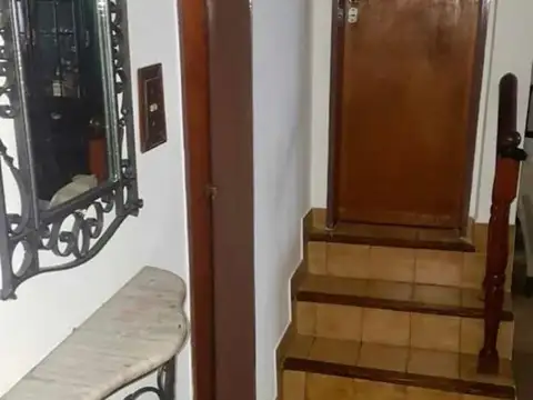 Depto Tipo Casa en Venta en Castelar Norte, USD 95.000